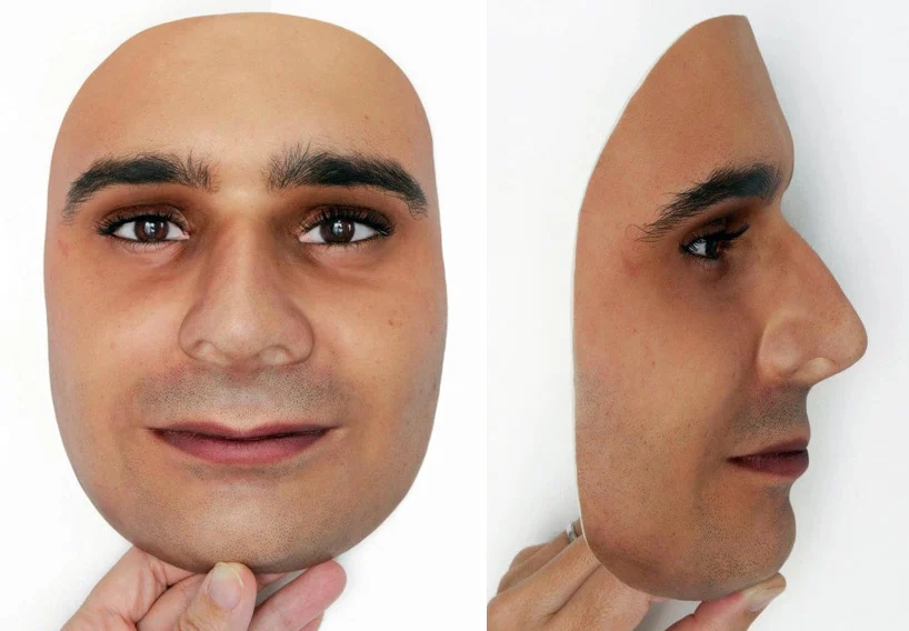 Extremely Realistic 3D Human Face Mask Vuing