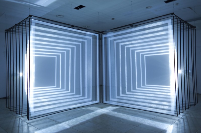 cool-wonderful-light-audiovisual-abstract-art-installation (7)