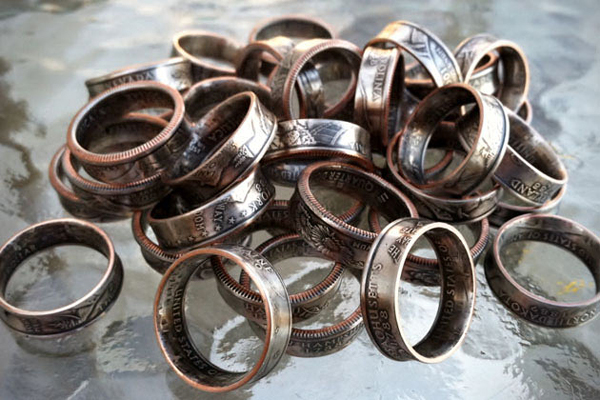 vintage-retro-amazing-cool-eye-catching-rings-old-coins (2)
