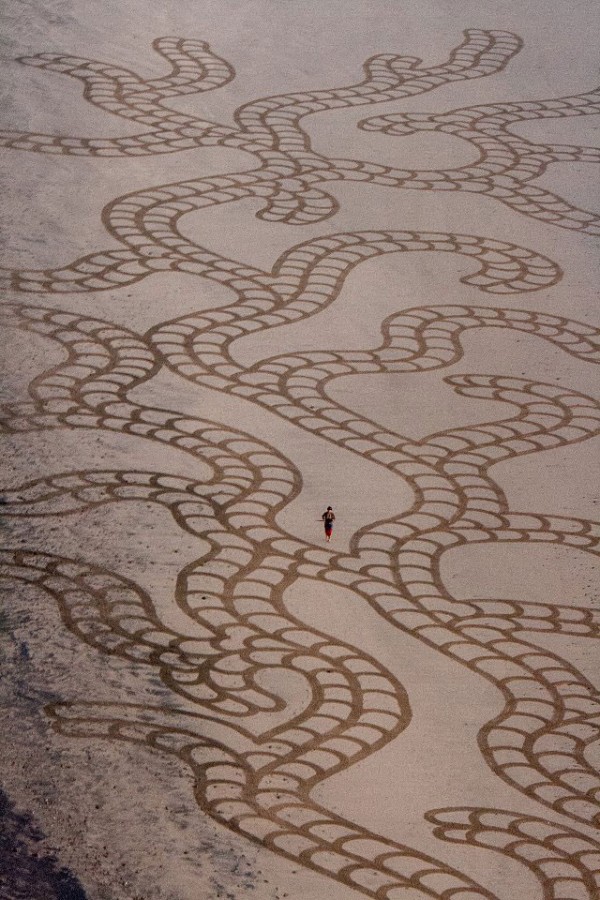 amazing-beautiful-sand-darwings-artworks (19)