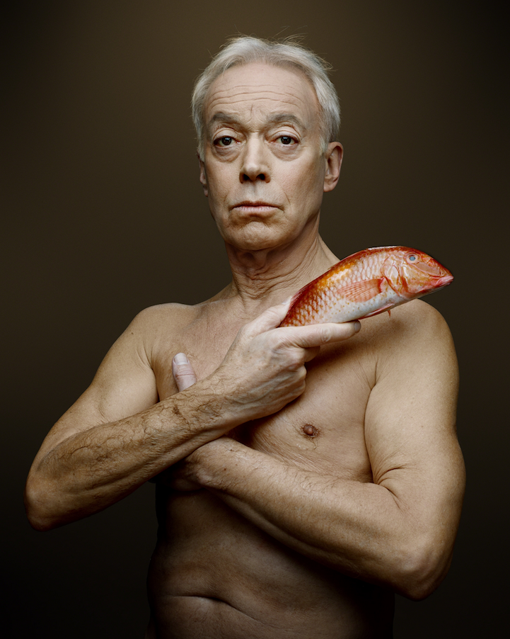 campaign-photo-series-weird-portraits-celebrities-fish (2)