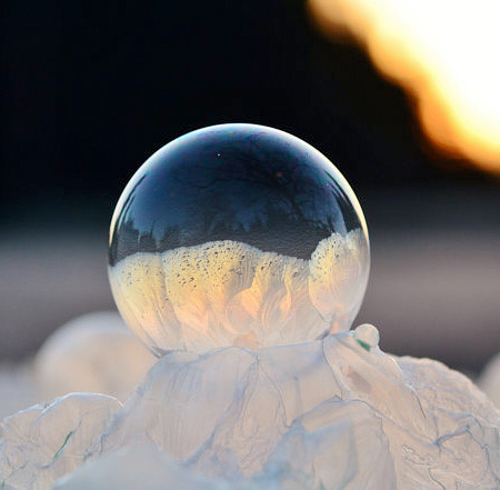 amazing-awesome-photography-frozen-soap-bubbles