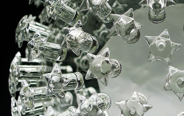 beautiful-amazing-virus-bacterium-biological-structures-glass-sculptures (4)