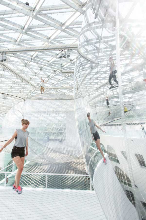 amazing-contemporary-art-installation-Giant-Spide-rweb (3)