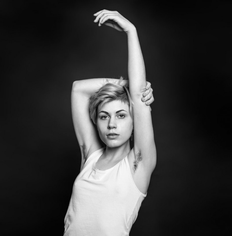 weird-bizarre-beauty-women-unshaved-armpits-underarms-photos (3)