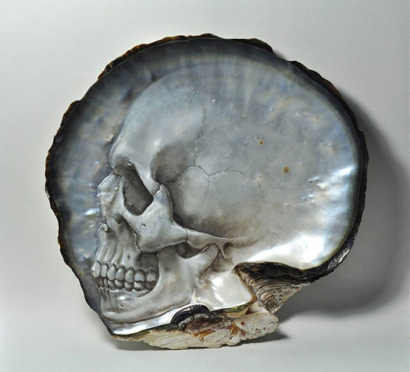 pearl-shell-human-skull-carving (8)