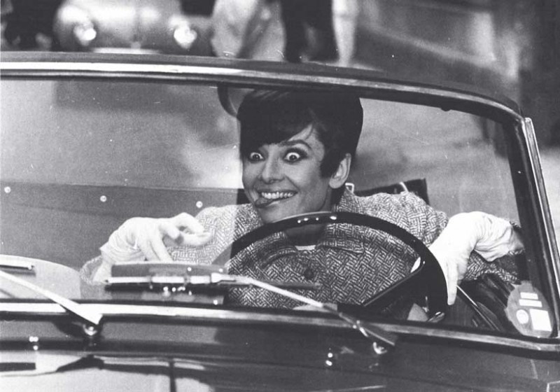 funny-interesting-audrey-hepburn-photographs