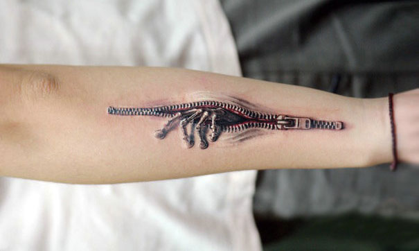 amazing-cool-3d-tattoo-art-optical-illusion-pictures (22)