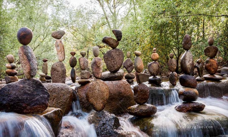 incredible-amazing-art-stone-balance-gravity-defying (11)