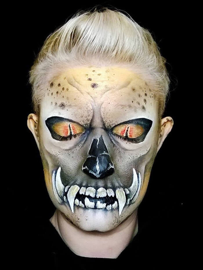 Creepy-terrifying-scary-Halloween-Makeup-face-paintings (5)
