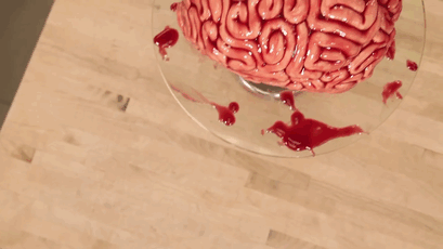 horrified-bizarre-zombies-walking-dead-human-brain-cake-design (2)