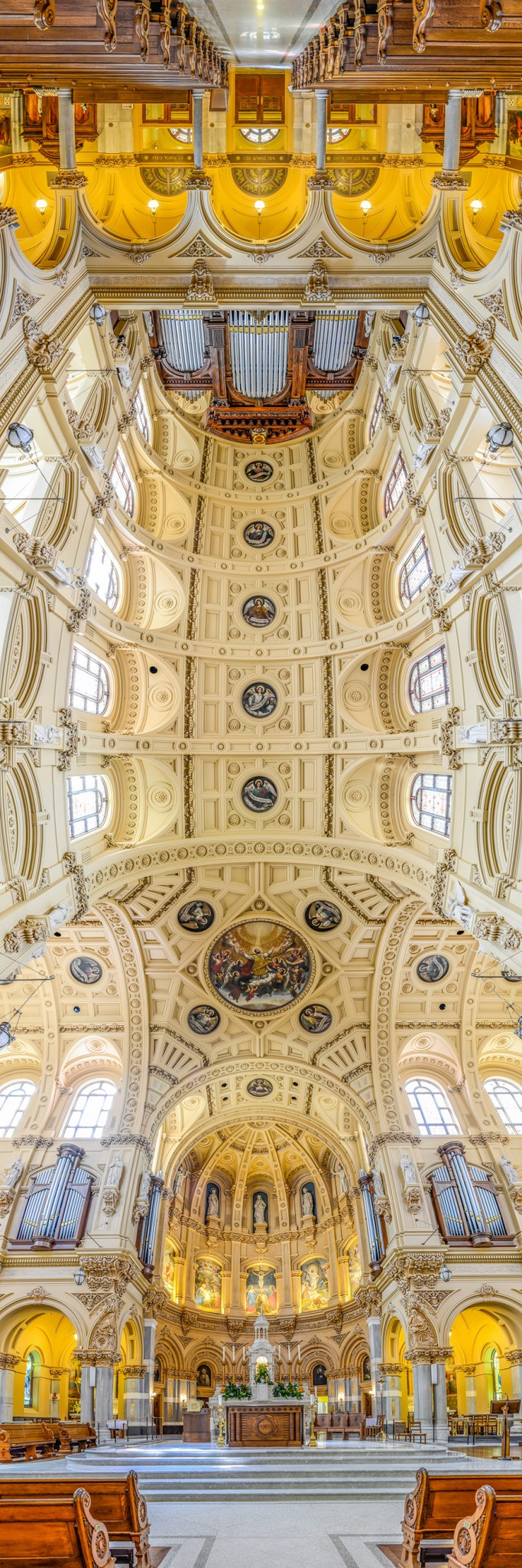 vertical-panorama-beauty-of-New-York-architecture-Churches (5)