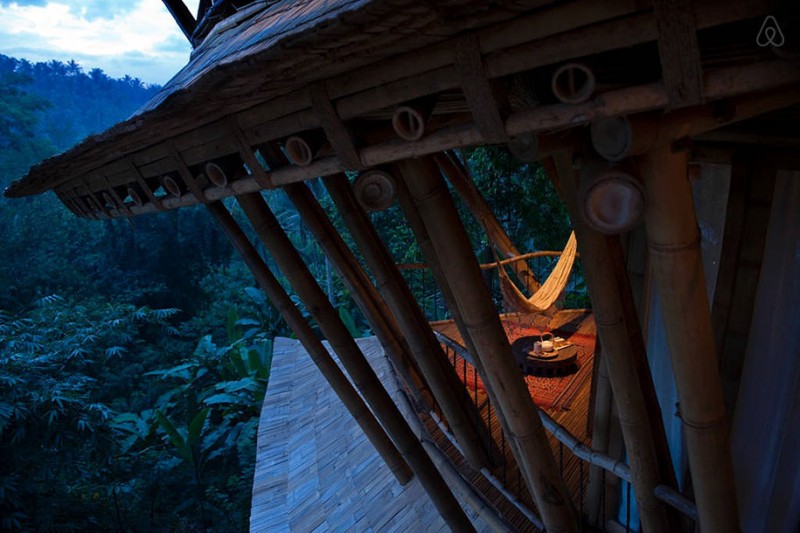 beautiful-Sustainable-house-bamboo-structures (3)