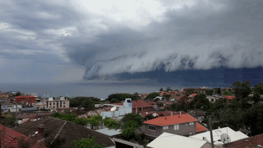 cool-massive-apocalypic-shelf-cloudsi-sydney-australia (1)