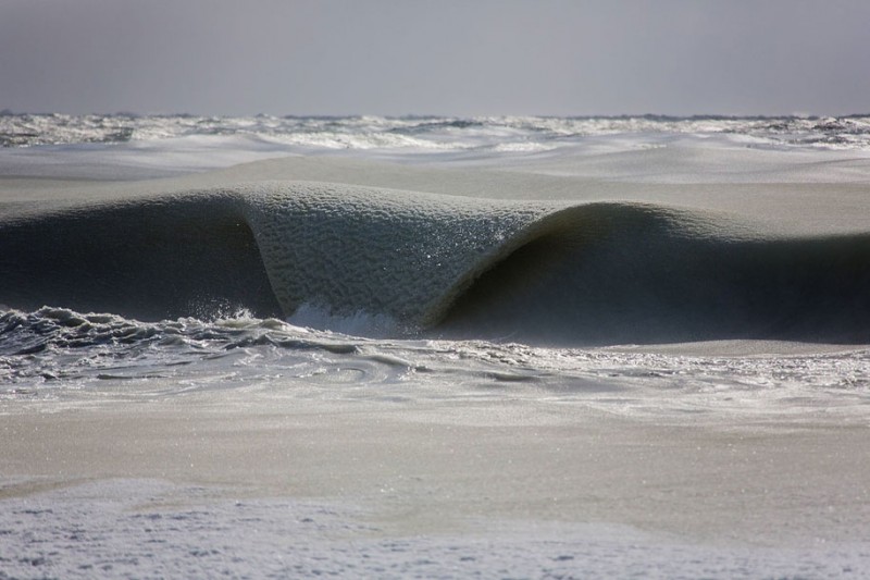 ice-frozen-slush-sea-waves-photos (3)
