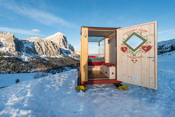 sleeping-under-stars-glass-cabin-impressive-travel-accommodation (5)