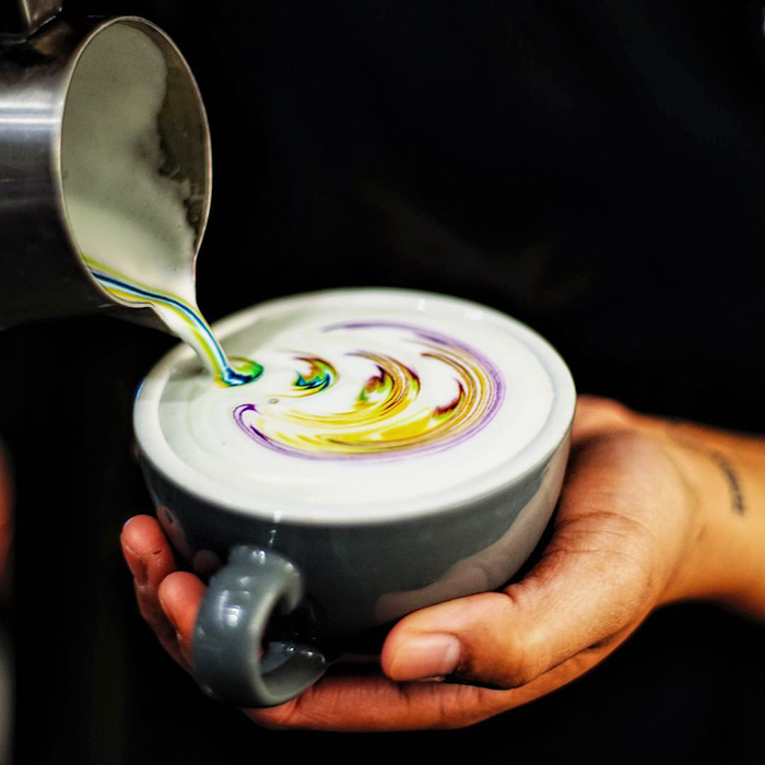 beautiful-coloured-fancy-coffee-latte-art (1)