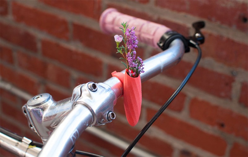 green-design-3D-printed-Bike-Accessory-Flower-Vases (3)