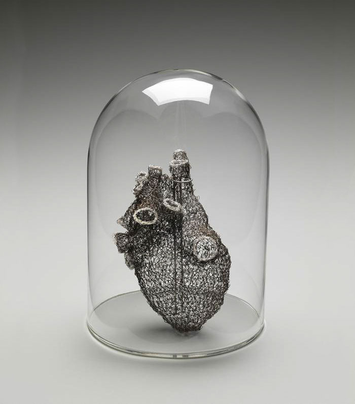 creative-wire-crochet-heart-work-of-art (2)