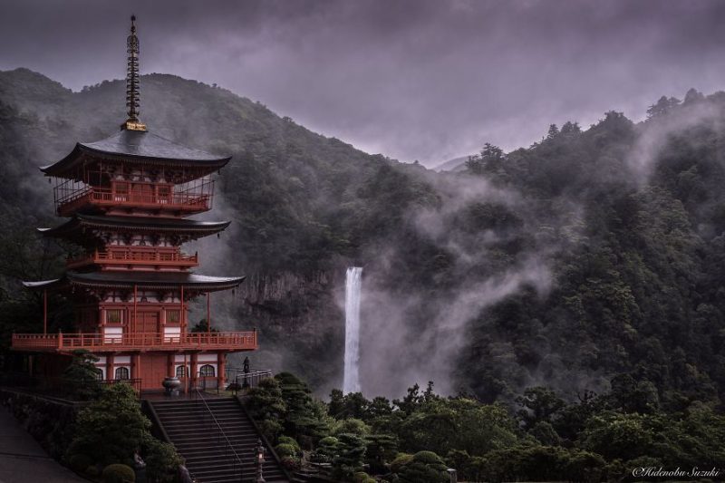 beautiful-photographs-Japans-rainy-season-like-paitnings (8)