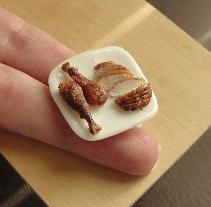 cute-miniature-food-sculptures-out-of-clay (7)