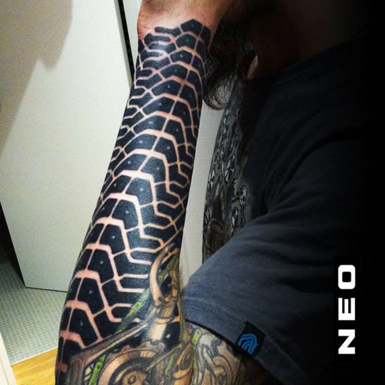 abstract-geometric-compositions-tattoos-designs (4)