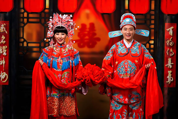 beautiful-china-traditional-wedding-outfits