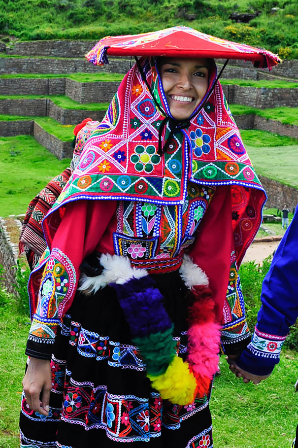 beautiful-traditional-wedding-dresses-countries-around-the-world (6)