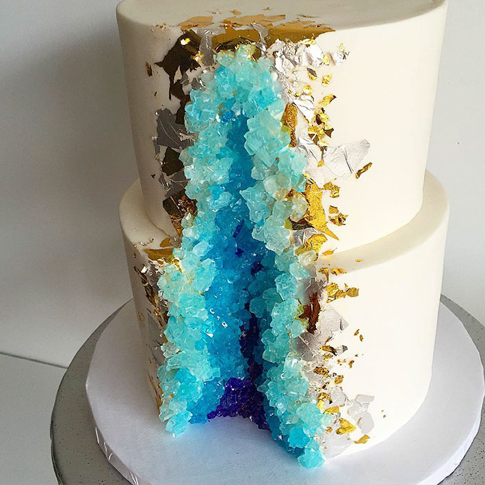stunning-beautiful-amethyst-geode-wedding-cake-design (2)