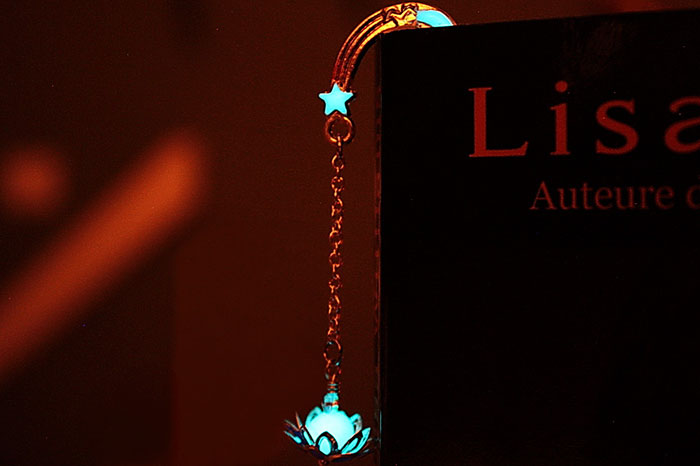 beautiful-bookmarks-glow-in-the-dark-9