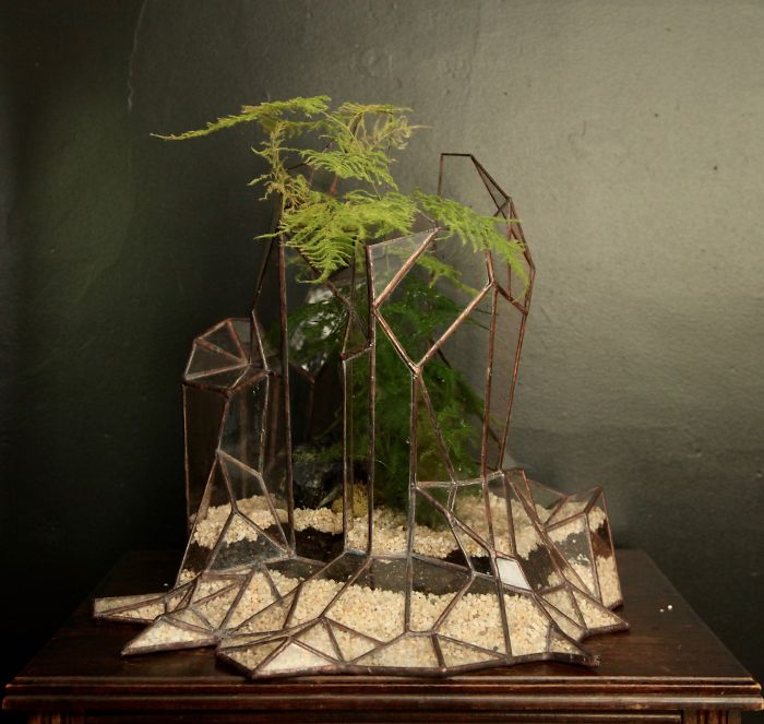 glass-terrarium-sculpture-design-4