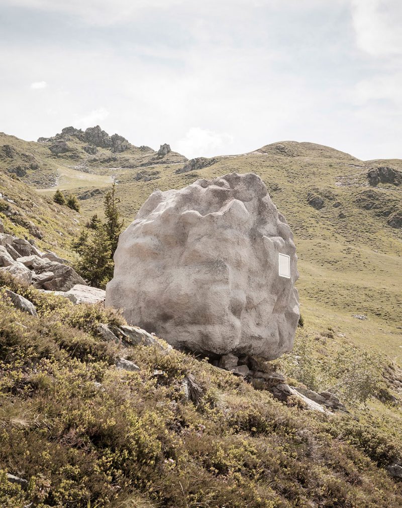 rock-cabin-design-antoine-boulder-cabin-switzerland-alps