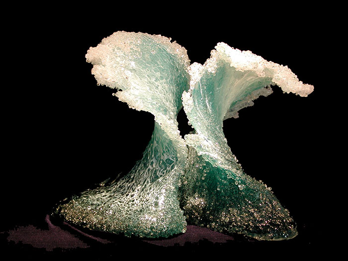 stunning-ocean-wave-vases-glass-sculptures-art-3