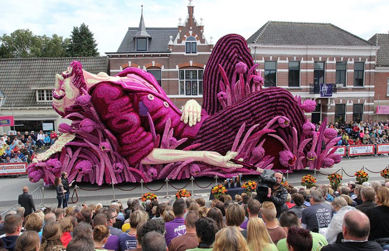 worlds-largest-van-gogh-flower-parade-floats-corso-zundert-netherlands-2