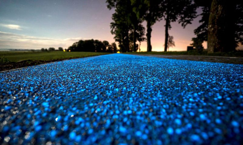 glow-in-dark-blue-bike-lane-road-design-1