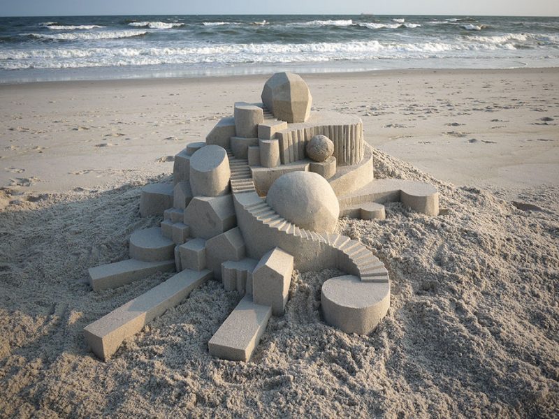 brutalist-sandcastles-cool-sand-sculptures-art-14