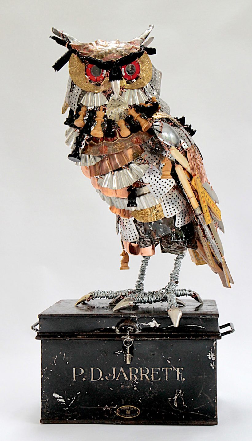 Intricate animals sculptures transformed from recycled and discarded  materials – 